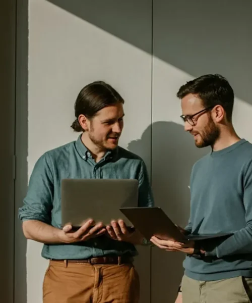 home-9-getintouch-img1