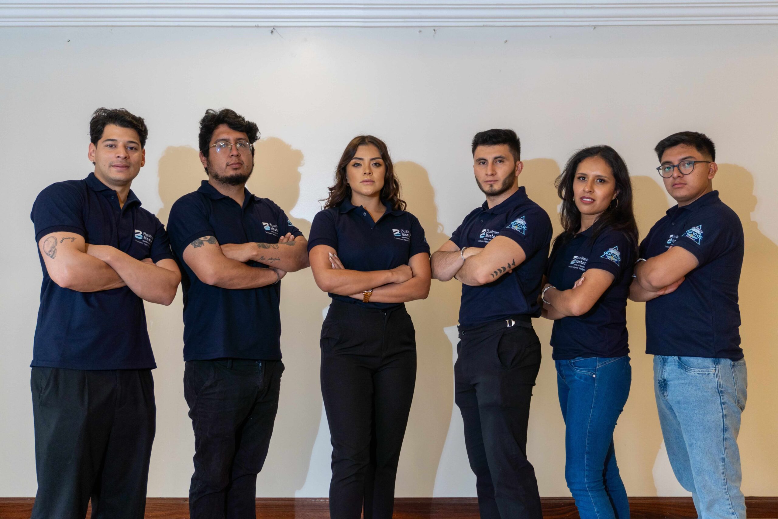 Equipo agencia creativa Business Mastery Ecuador